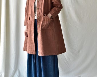 Handgemaakte linnen trenchcoat: halflange lentebovenkleding