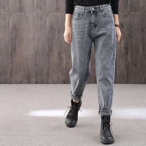 High-Rise Velvet Lined Jeans: Retro 90s Style