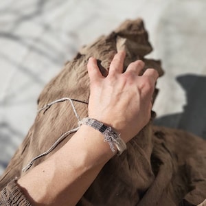 Linen bracelet, Rustic linen. Minimalist light jewelry, Natural eco style. Handwoven jewelry, Adjustable, Earthy colors. For linen styling