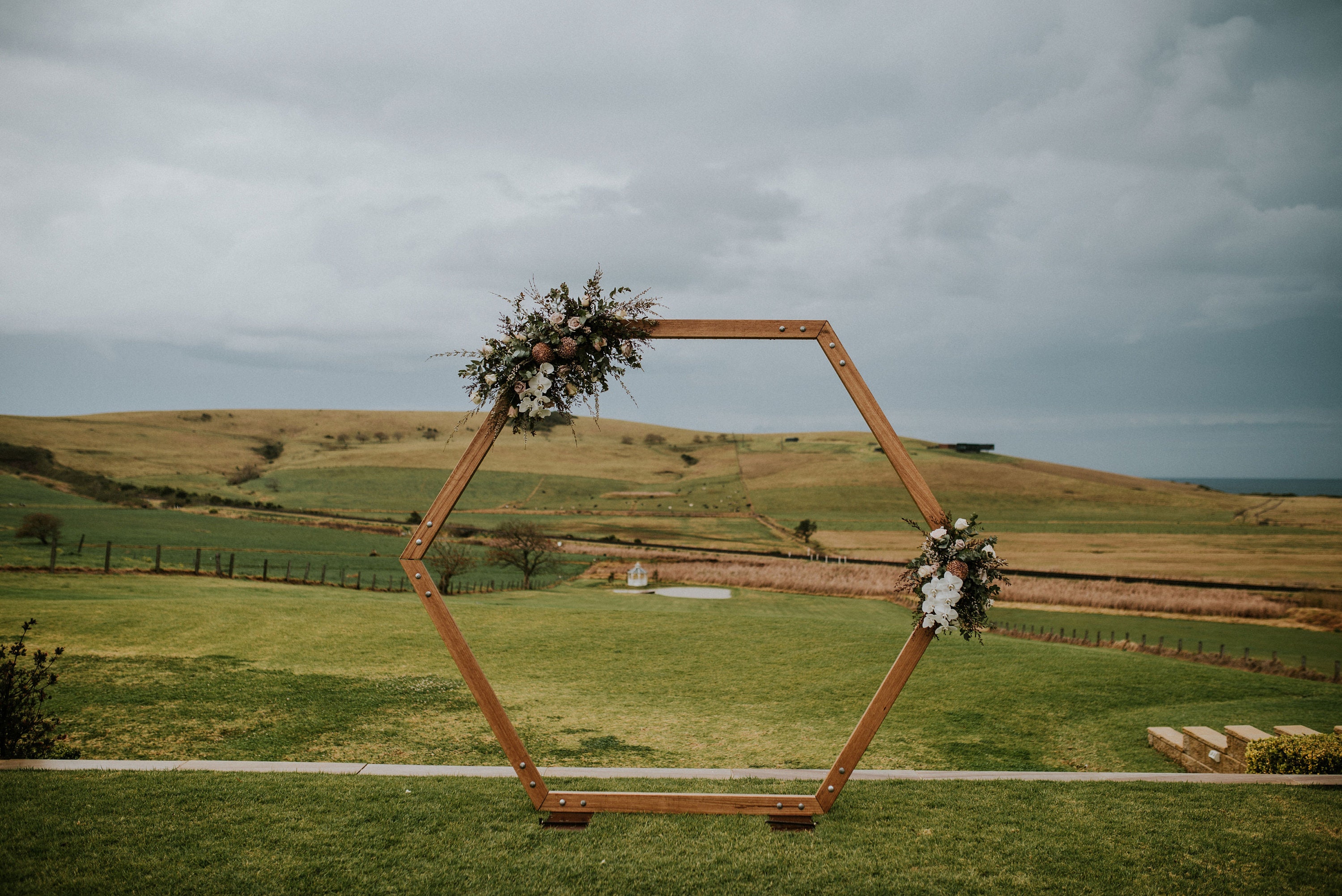 Superbe Double-hexagone Arche de mariage en bois Toile de fond Stand  Archway Arbor