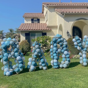 Letras de bebé baby shower Marco de metal Número Dígitos Letras para flor Globo Guirnalda 1er cumpleaños Foto Fondo Prop Una letra de dos niños