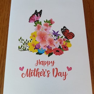 Carte pop-up papillons et fleurs pour la fête des mères