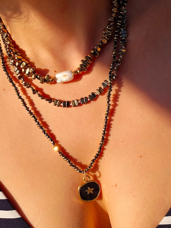 Collier Torsade En Hématites Et Perles Dorées - Longueur 41-45 Cm - Occasion Bon état