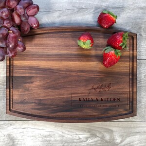 Custom Cutting Board. Mother's Day Gift. Mom's Kitchen. Mommy's Kitchen. Custom Cutting Board. Gift For Mom. S7 Walnut 9"x12" arched
