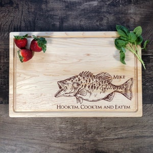 Personalized Fishing Cutting Board Gift for Dad/Grandpa