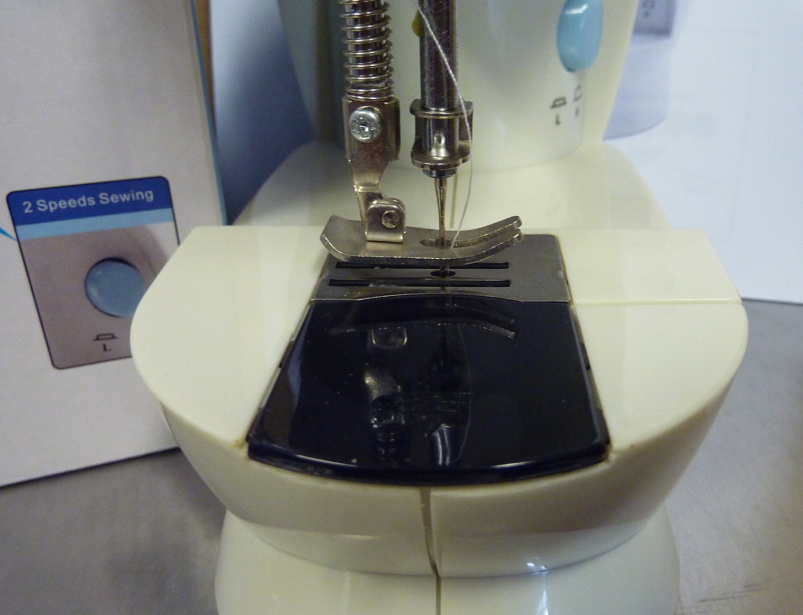 Tivax Lil' Sew & Sew mini machine à coudre comme neuf | Etsy