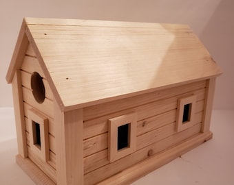 Dual Ranch Style Birdhouse