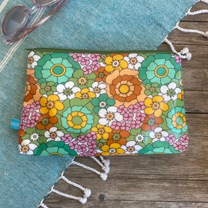 Wetbag Retro Blumen, Schwimmen, Schwimmtasche, Kulturbeutel, Kosmetiktasche, Nasstasche, Geschenk Schwimmerinnen,Tasche für nasse Badesachen