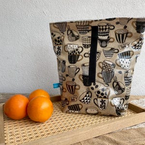 grosses Lunchbag mit Kaffeetassen, Brotbeutel, Kulturbeutel, Wetbag, Pausenbrot verpacken, Snacktasche, beige, Boho,grosses Fassungsvermögen