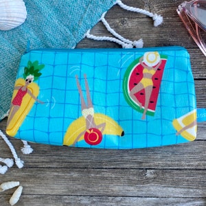 tolles Wetbag/ Kulturbeutel in mittlerer Größe, schwimmen, Luftmatratze, Poolgirls, Obst, Geschenk Schwimmen, Schwimmerinnen, Reise
