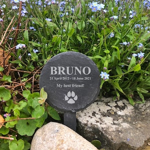 Round Memorial Plaque - Personalised Pet Remembrance Sign - Personalised Slate Grave Marker - Circular Pet Memorial