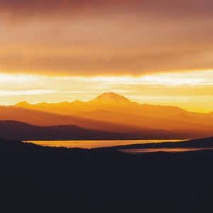 Sun Rays Over Lake Almanor
