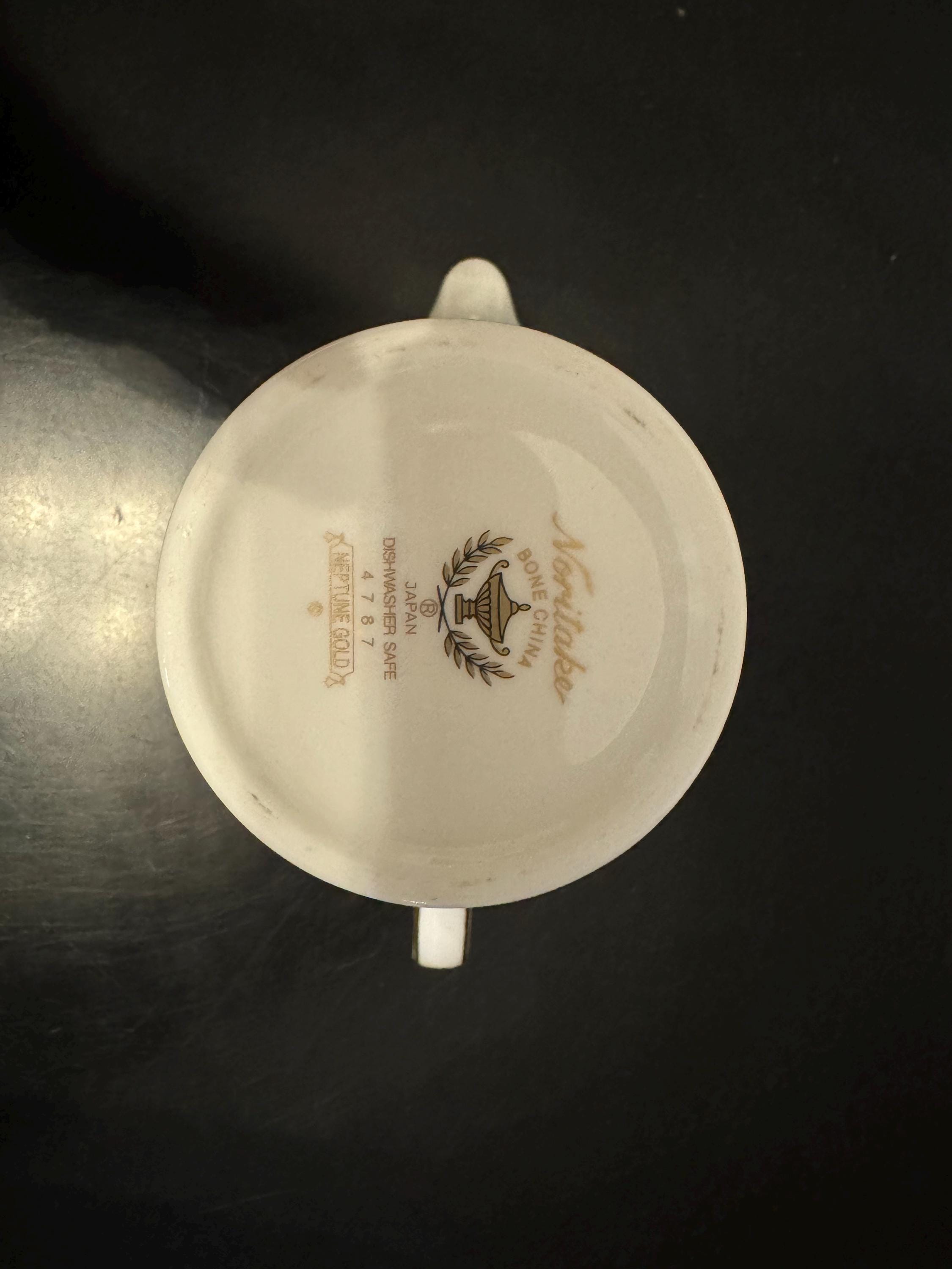 ノリタケ ネプチューン ゴールド クリーマー | ゴールドの縁取りが施