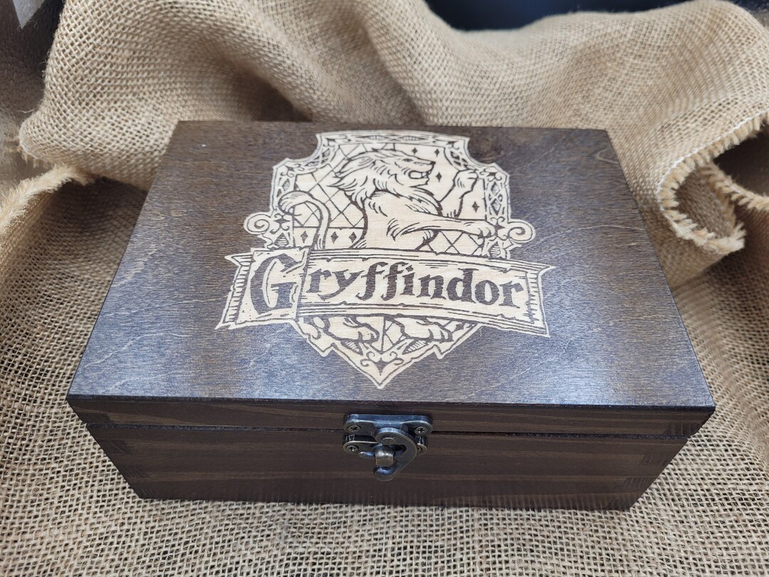 Harry Potter Wooden Box Gryffindor Ravenclaw Hufflepuff Slytherin