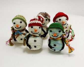 Miniature snowman,  Christmas ornament, Snowman ornament, Tiny snowman gift, Crochet snowman, Handmade ornaments, Stocking stuffer, Holiday