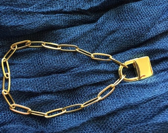 Goldplated Padlock Clasp and Paperclip Chain 7 inch Adjustable Bracelet