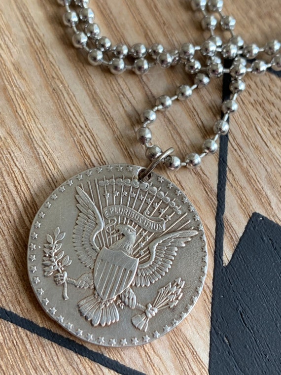 1 dollar chains