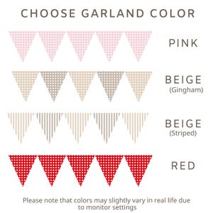 Op de afbeelding: Een kleurkeuzekaart voor een slinger met vier rijen driehoekige vlaggetjes. De patronen omvatten roze gingham, beige gingham, beige gestreept en rood gingham. De tekst bevat CHOOSE GARLAND COLOR, PINK, BEIGE (Gingham), BEIGE (Striped), RED en een opmerking over monitorinstellingen.