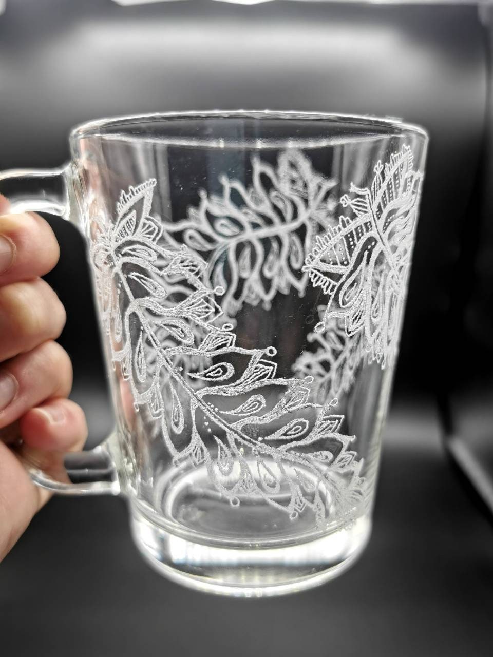 Belle Tasse en Verre Incolore Gravée à La Main France