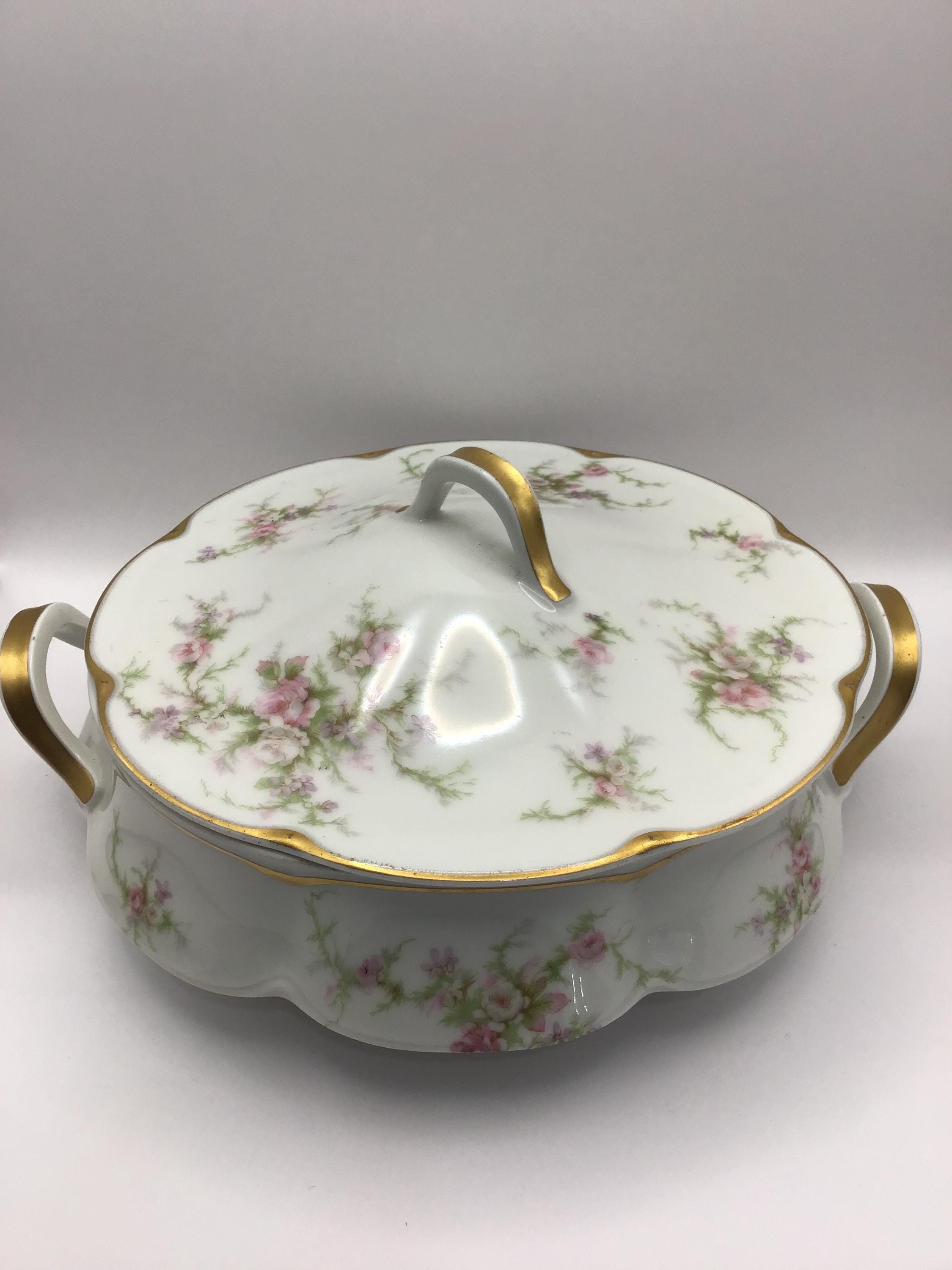 Limoges France Théodore Haviland Schleiger 154B Round Covered