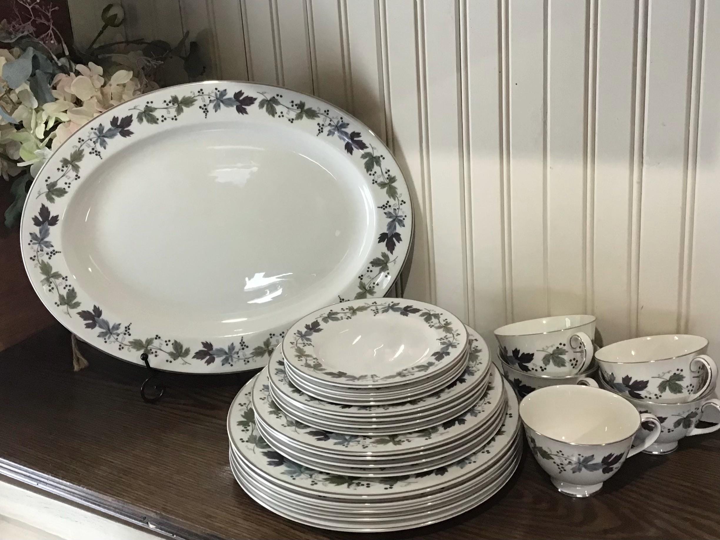 ロイヤルドートンバークシャーフールセット Royal Doulton full set 