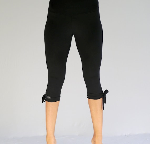 Three quarter gym leggings best sale