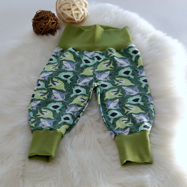 Kinderhose in grün, Pumphose für Babys, Babyhose, Jogginghose, Trainingshosen, Kinderfreizeithose