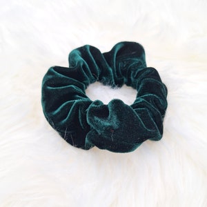 Soft velvet scrunchies / hair tie / hair band / bow hair ties