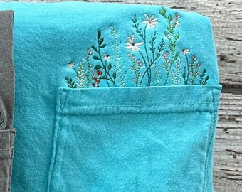 Embroidered crewneck Comfort Colors Floral Wildflower Pocket T-shirt Flower shirt