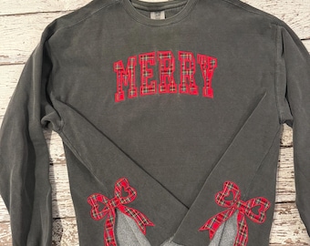 Merry Christmas Appliqué Sweatshirt with side bows Christmas Crewneck Comfort Color