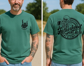 Camiseta de paternidad (delantera y trasera), Sobreviviendo a la paternidad una cerveza a la vez, Camiseta divertida para papá, Esposo bebedor, Regalo para el Día del Padre, Regalo para papá