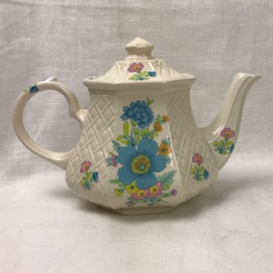 Vintage TeaPot Hand Painted With Gold Trim Japan After WWII Used for Saving Money Toward the War Effort Beautiful Piece Great History