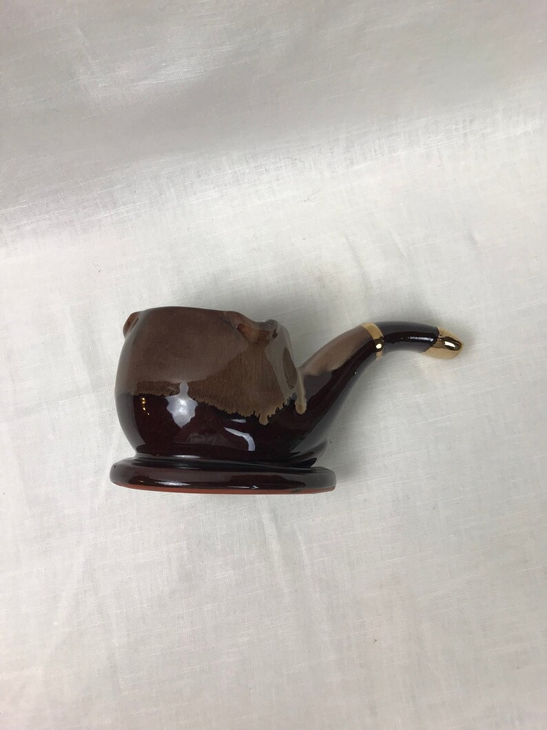 Beautiful Vintage Napco Red Ceramic Hand Painted Pipe Ashtray with a Hint of Gold Trim Housewarming Gift Man Cave Gift Great Collectible