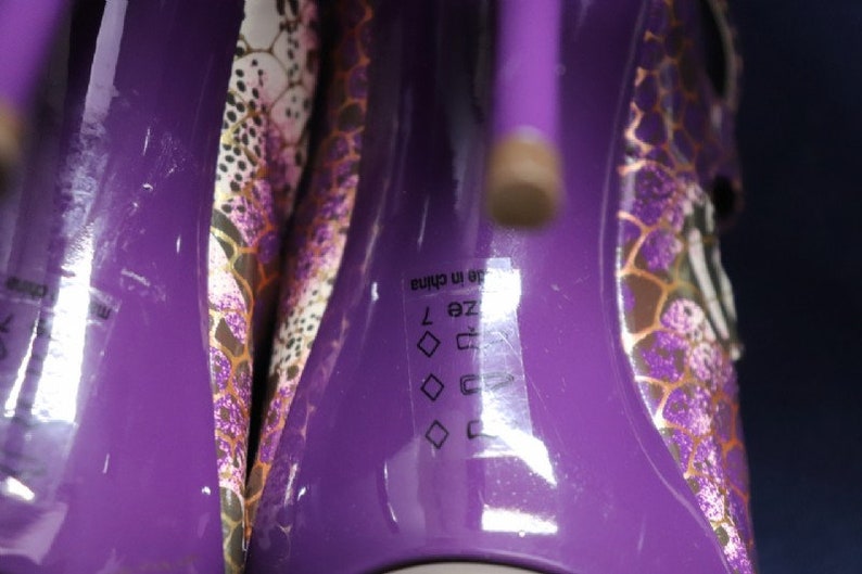 size 7 NEW Michael Antonio Purple /& Gold Croc Look Strappy High Heels With Ankle Buckles GORGEOUS Pair of Heels Purple High Heels