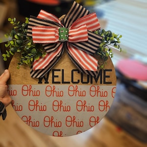 Ohio State Door Hanger, Ohio State Buckeyes, Ohio State Wreath, The Ohio State, Ohio State Decor, OSU gifts, Buckeyes Decor, script ohio