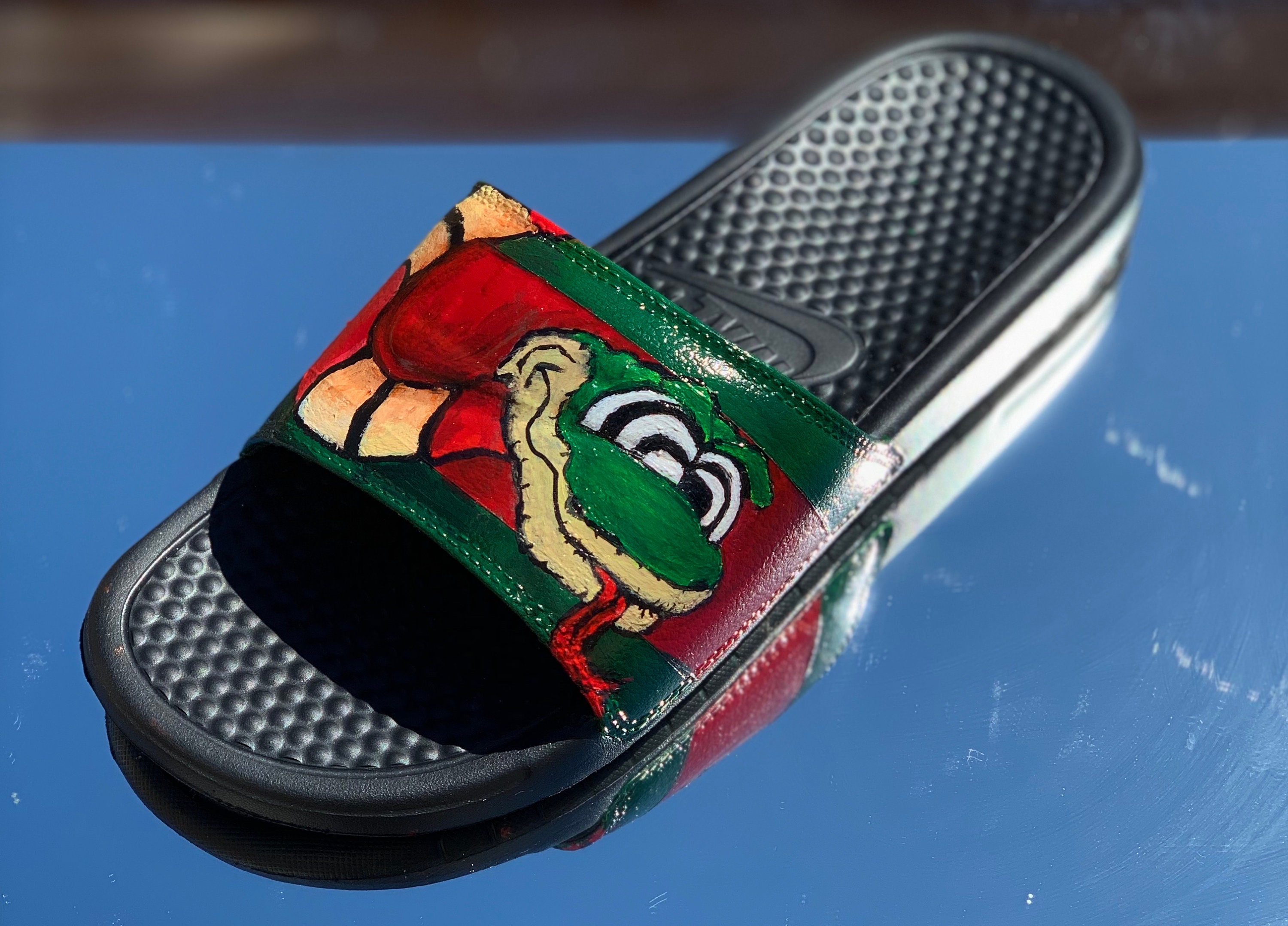 nike gucci slides