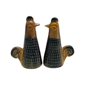 Vintage Salt and Pepper Shakers Holt Howard Roosters Birds Stoneware Everyday Use Cruet Set