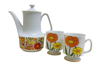 Groovy Floral Set Two Pedestal Mugs Coffee/Teapot Orange Flowers