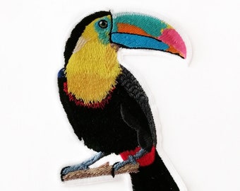 Toucan embroidered patch, realistic bird iron on patch, handmade exotic bird patch