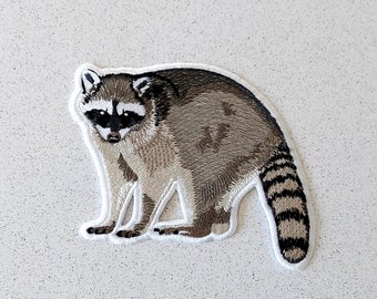 Raccoon embroidered patch. Wild animal. iron on patch. sew on patch