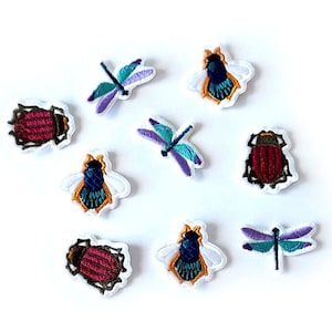 Mini insect patch. Realistic insect machine embroidered patch. Beetle pin patch, dragonfly embroidery, housefly patch, 1.57 inches/ 4 cm