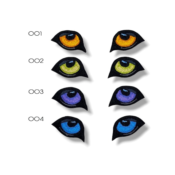 Wolf's eyes patches. Wolf eye patch. Animal eyes embroidered patches, Iron on, Sew on. Size W 1,18in/ 3cm. 2 patches included