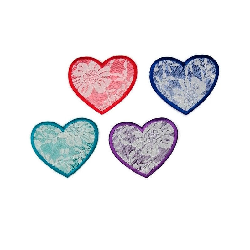 ID 3275ABC Set of 3 Assorted Heart Patches Valentine Embroidered