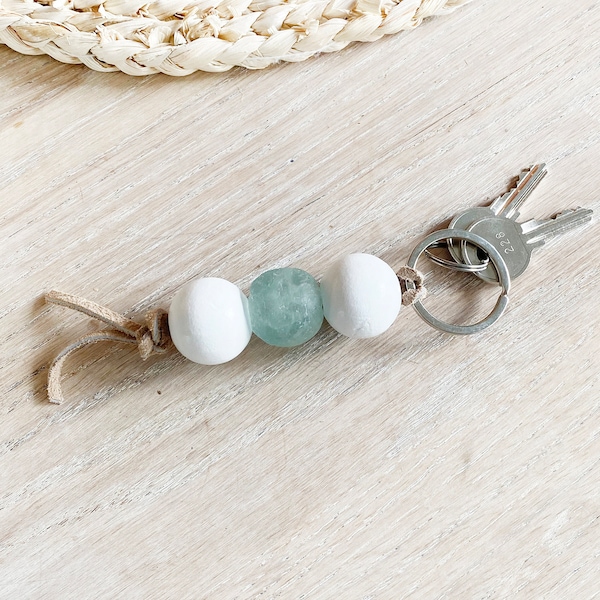 Sea Glass Keychain, Beach House Seaglass keychain, Cute Keychain Gift For Her, Sea Glass Beads, Ocean Beach Glass Beads, Boho Keychain