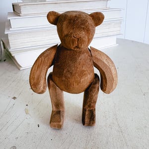 Vintage carved wooden teddy bear sculpture, Wood Home Decor, Old wood bear figure with moveable joints, Primitive Decor shelf sitter, statue