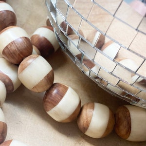 Wood bead Garland, Beaded Garland, Bohemian Decor, Glass bead garland, coastal farmhouse, Coffee Table Beads