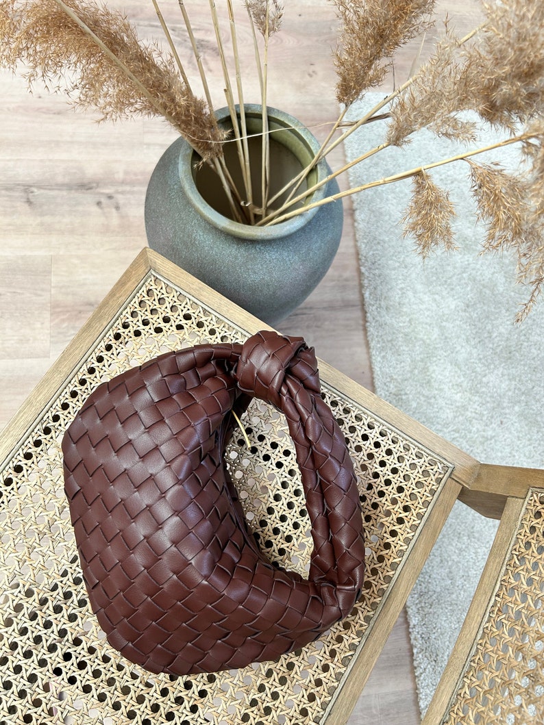 Woven Knot Bag,Designer Dupe Woven Clutch,Small Geflochtene Tasche,Vegan Leather Luxury Knot Woven Bag,Dumpling Bag,Perfect Gift for Her Bottega Veneta Dupe Sardine Bag Chocolate brown jodie bag for women