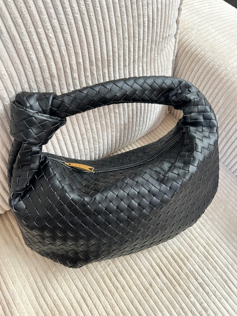 Dumpling Bag for Women in Black Woven Knot Bag Slouchy Zipper Shoulder Bag in Black Trendy Tote Hobo Summer Clutch Birthday Gift for Mom zdjęcie 7