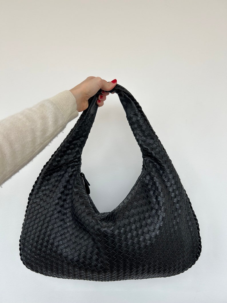 bottega veneta inspired designer dupe Luxury Knot Handbag Woven Shoulder Bag Perfect Summer Tote Bag Vegan Leather Bag Women Oversized Handbag Minimalist Purse Mom Birthday Gift black handbag oversized purse travel bag for women makeup bag