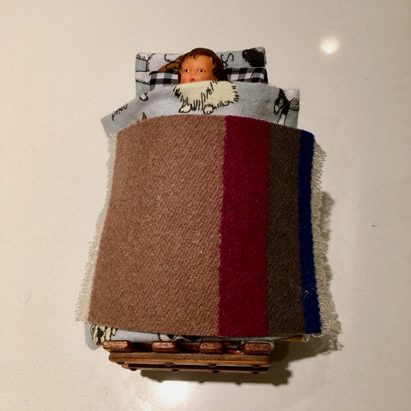 tw blanket 3.5 x 5 inch dollhouse Pendleton woven wool reversible handmade hand-fringed